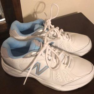 NWOT New Balance tennis shoes